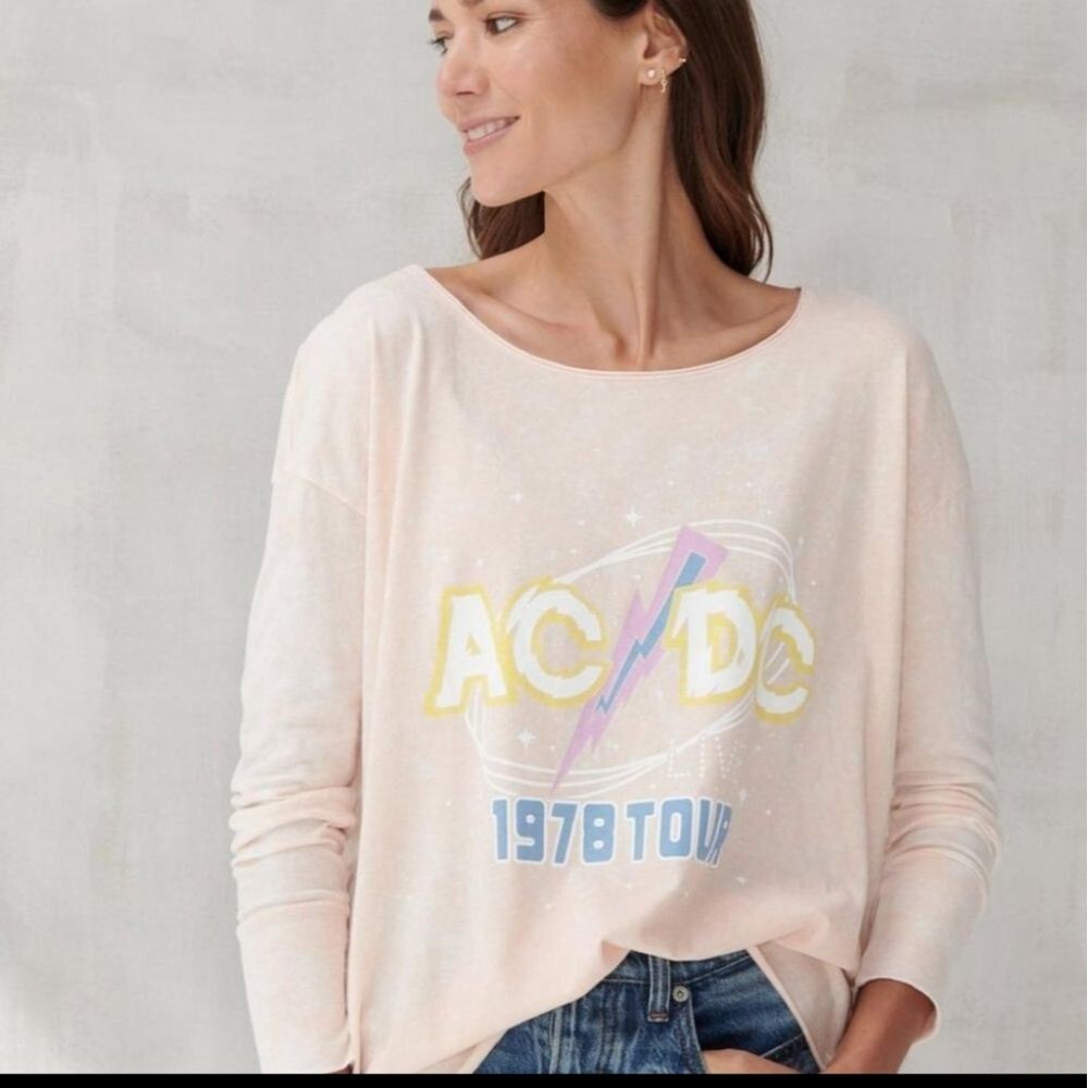 Lucky Brand AC/DC 1978 Tour Long Sleeve Graphic Tee Size Medium